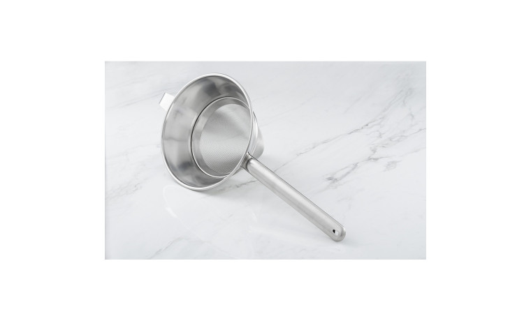 Chinois passe sauce avec toile métallique - Diamètre 21 cm - Chinois diamètre 21 cm
