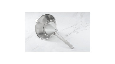 Chinois passe sauce avec toile métallique - Diamètre 25 cm - Chinois