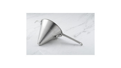 Chinois passe sauce Diamètre 18 cm - Le chinois