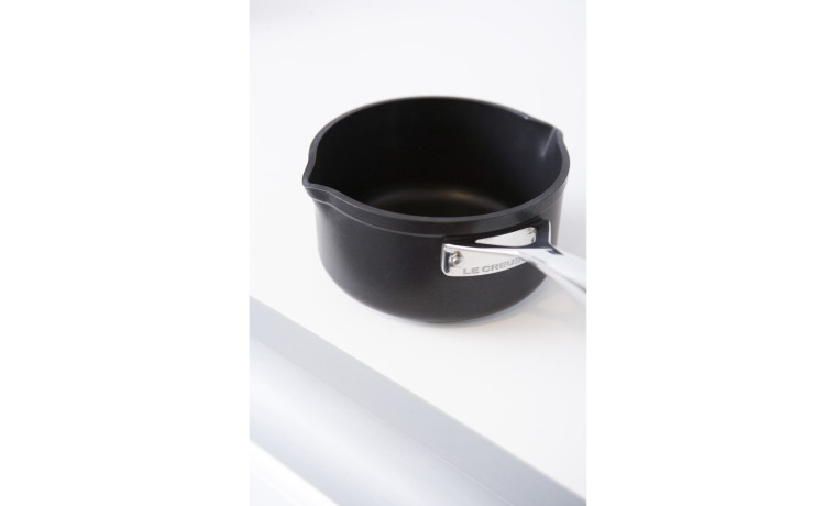 Casserole anti-adhésive 16 cm induction Le Creuset - Les Forgées