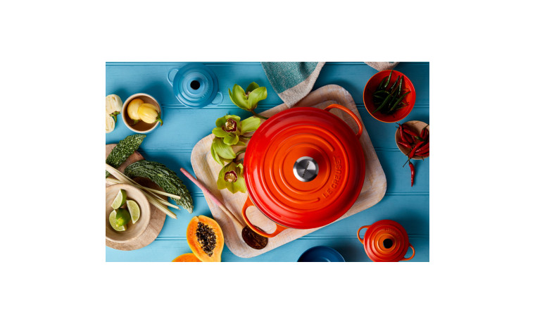 Cocotte en fonte Le Creuset orange volcanique ovale 31 cm