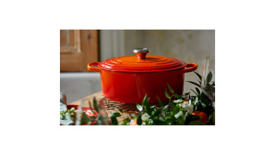 Cocotte en fonte Le Creuset orange volcanique ovale 33 cm