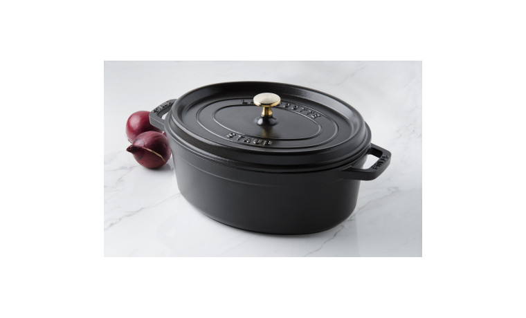 Cocotte ovale fonte noire 29 cm - La Cocotte