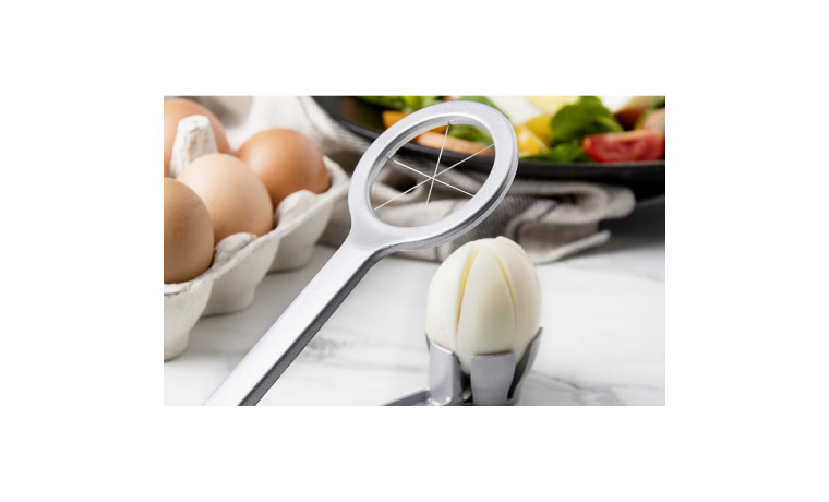 Coupe oeufs en quartiers - Le coupe oeufs