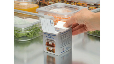 Water-soluble labels for gastronorm bins