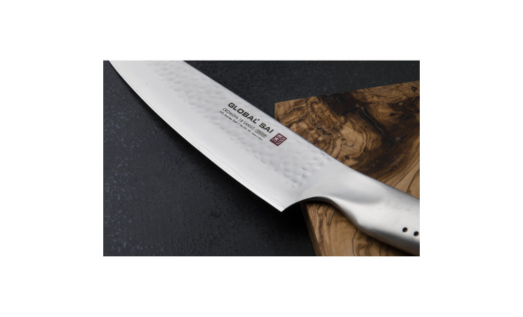 Couteau de cuisine japonais 21 cm Global Sai 02