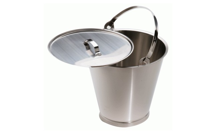 Stainless bucket with reinforced bottom