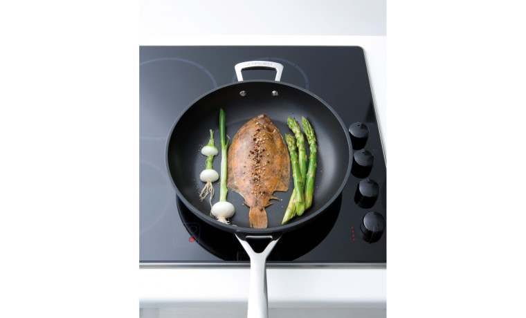 Sauteuse anti-adhésive 24 cm induction Le Creuset - Les Forgées