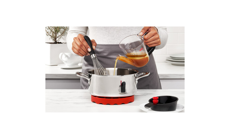 Séparateur de graisse OXO avec bec verseur - Le Séparateur de graisse