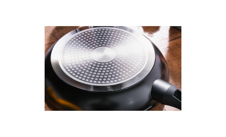 Poêle revêtement dur comme pierre diamètre 28 cm - La Poêle de 28 cm