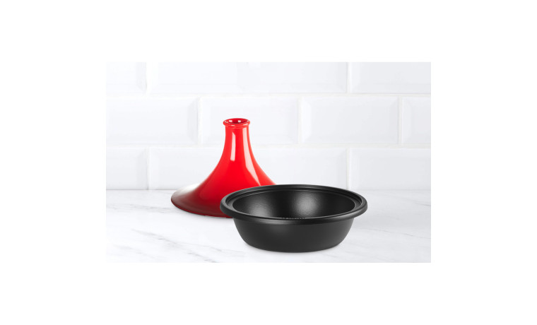 Tajine Le Creuset en fonte rouge cerise