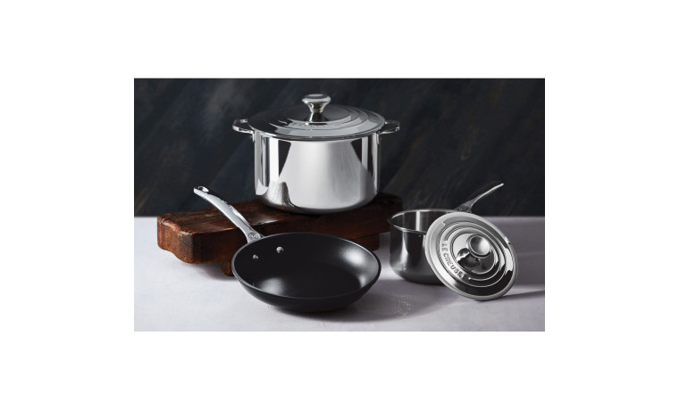 Casserole inox avec couvercle 18 cm Le Creuset Signature