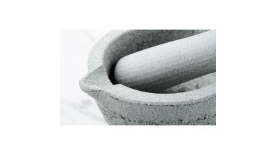 Mortier et pilon en granite
