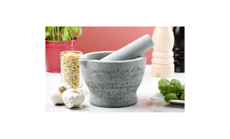Mortier et pilon en granite