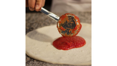 Louche doseuse en inox pour sauce tomate spécial pizza – contenance 90 g - La louche