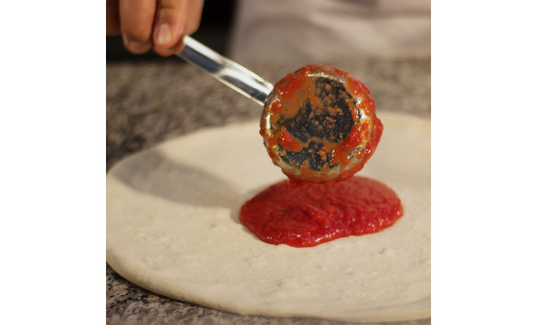 Louche doseuse en inox pour sauce tomate spécial pizza – contenance 90 g - La louche