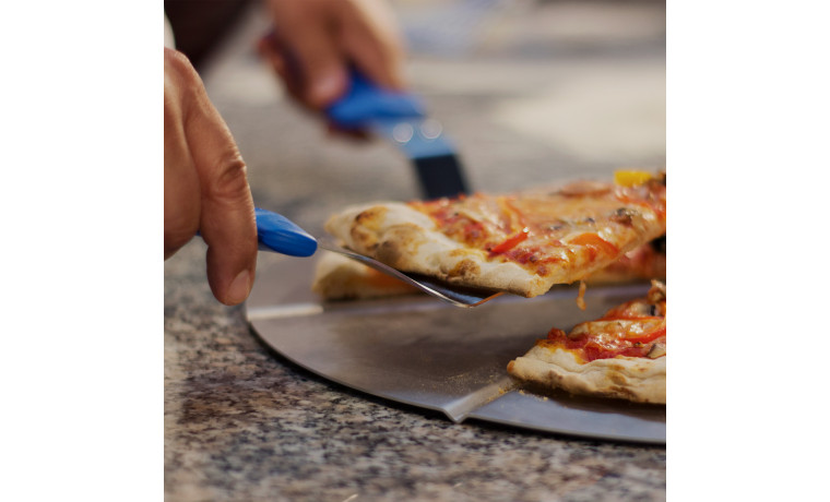 Petite pelle triangulaire en inox pour le service de pizza et tartes en cuisine professionnelle - La pelle de service
