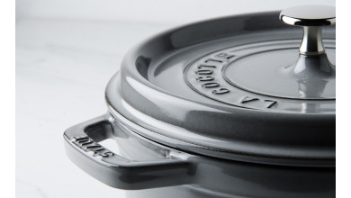Cocotte Staub Gris graphite ovale 33 cm