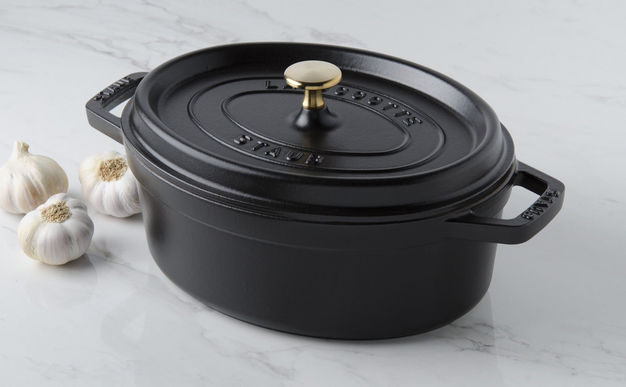 Cocotte ovale Fonte d'aluminium noir 31x25cm 6,3 litres