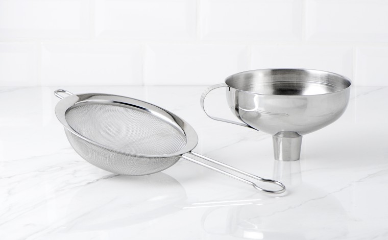 Funnel - removable stainless steel sieve