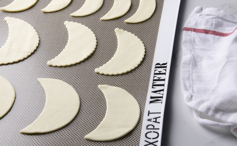 Boîte de 7 découpoirs croissants cannelés