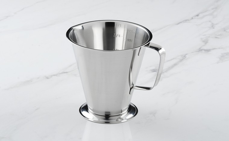 0.5 litre stainless steel graduated measure