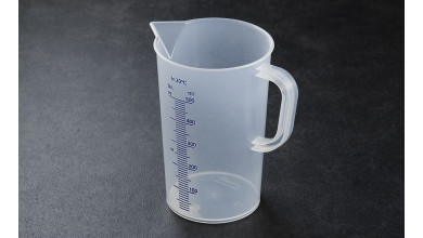0.5 litre plastic graduated measurement