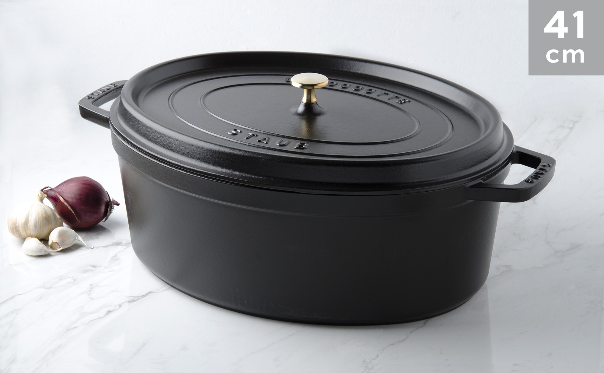 https://www.colichef.fr/5447/oval-black-cast-iron-casserole-41-cm.jpg