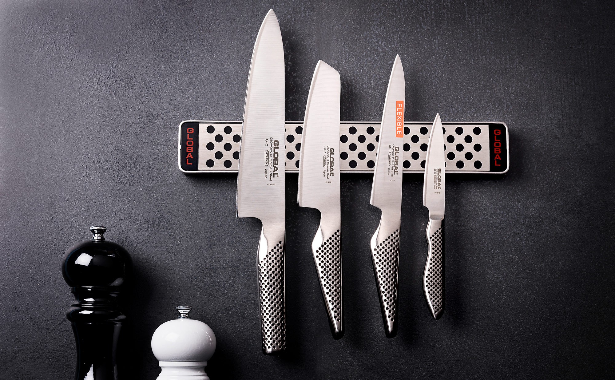 Set de 4 couteaux + barre aimantée Global - Colichef