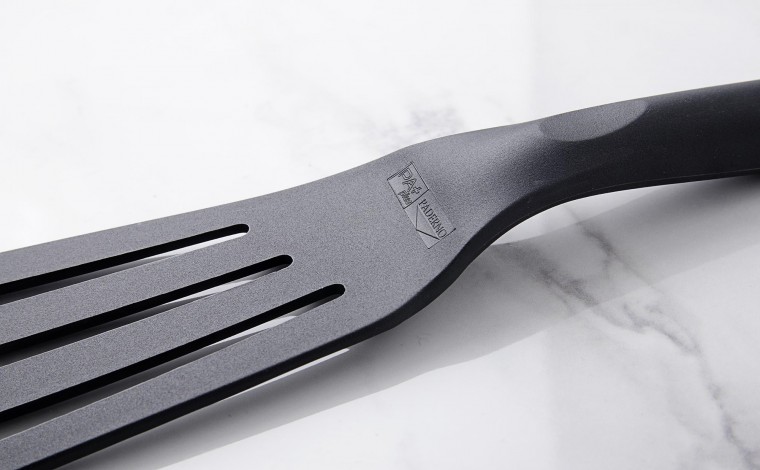 Spatule ajourée Exoglass  pour anti-adhésif