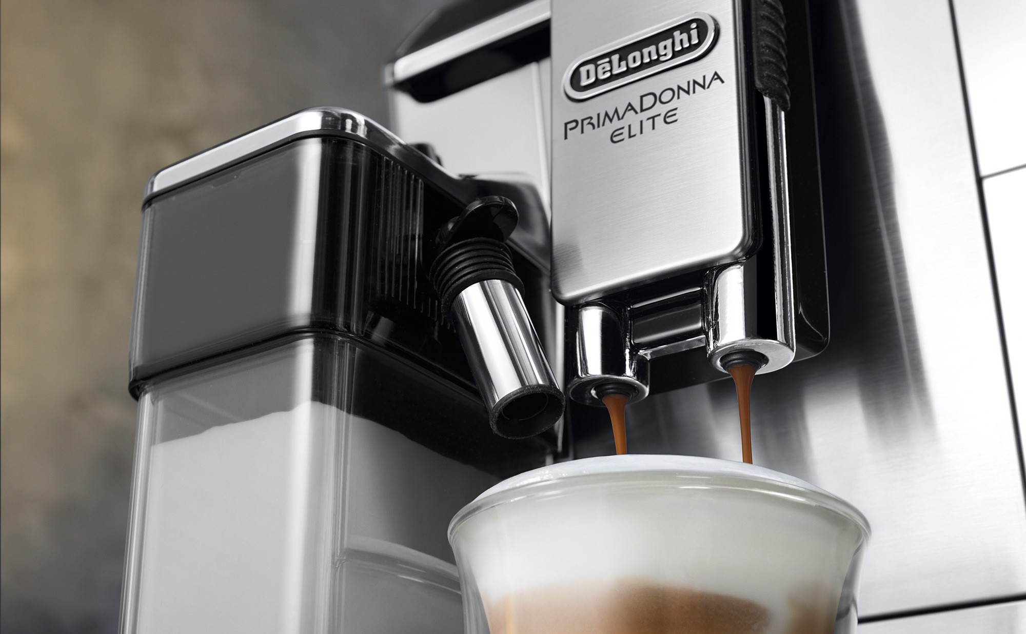 DeLonghi PrimaDonna Elite ECAM 650.55 Cafetera Superautomática 1450W