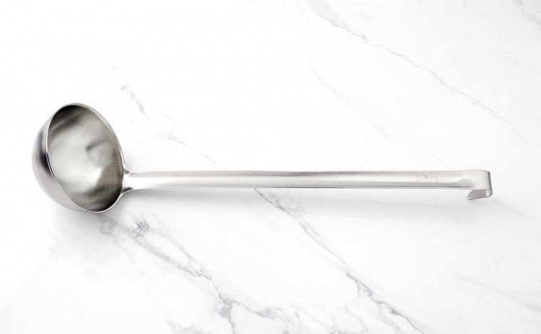 Single-block stainless steel ladle Diameter 10 cm