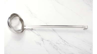 Single-piece stainless steel ladle Diameter 16 cm