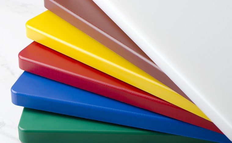 Planche à découper jaune