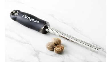 Spice grater