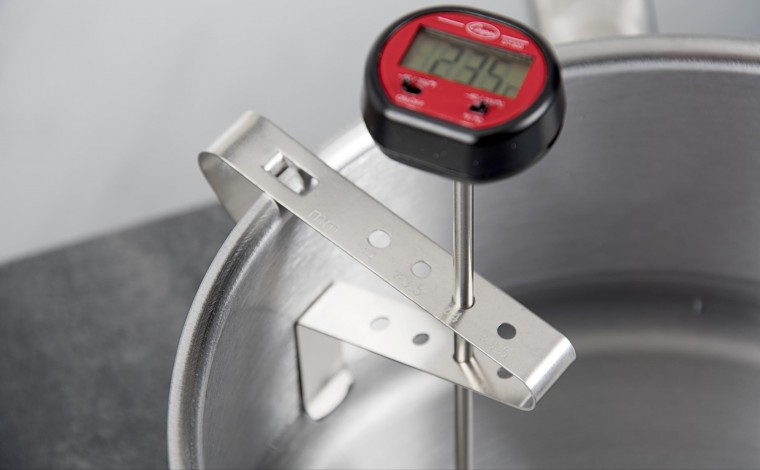 Support universel pour thermomètre sonde