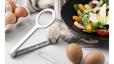 Cut eggs into quarters