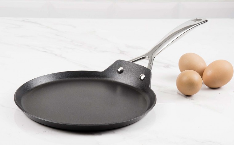 Crêpière anti-adhésive 24 cm induction Le Creuset - Les Forgées