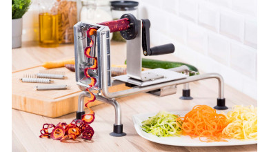 CUTTING VEGETABLES THE PROFESSIONAL WHEEL