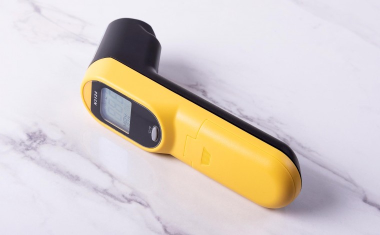 Thermomètre infra-rouge à visée laser