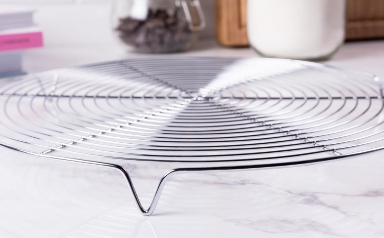 Grille ronde avec pied - Diamètre 28 cm