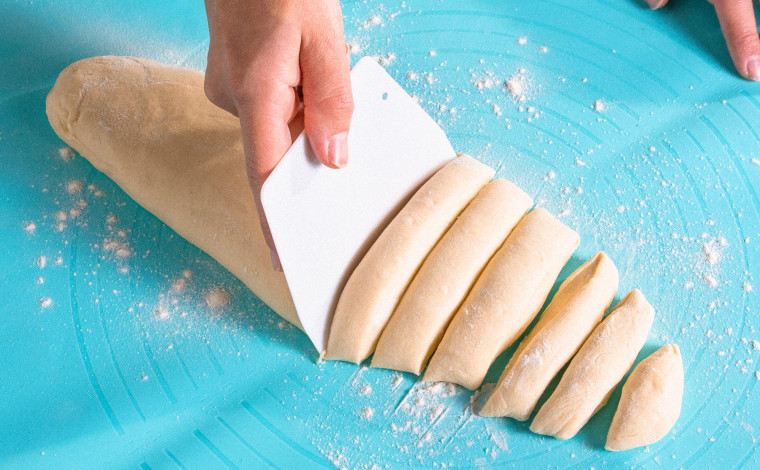 Coupe-pâte - spatule à gâteau