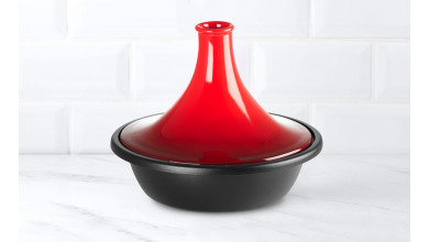 Tajine Le Creuset en fonte rouge cerise