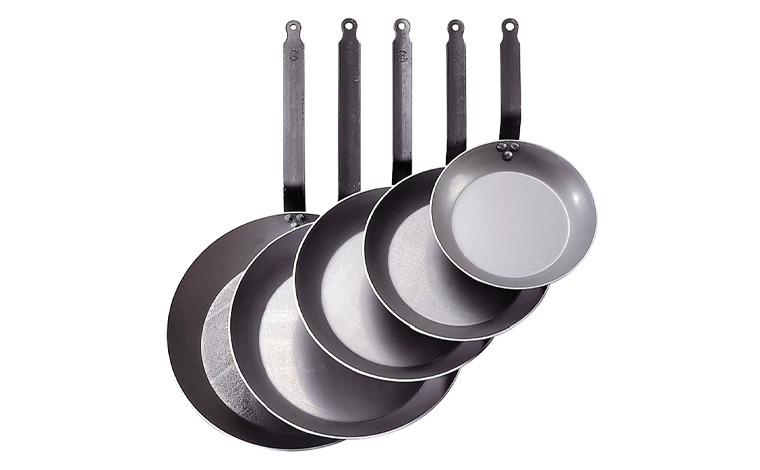 Poêle lyonnaise Carbone plus 28 cm De Buyer